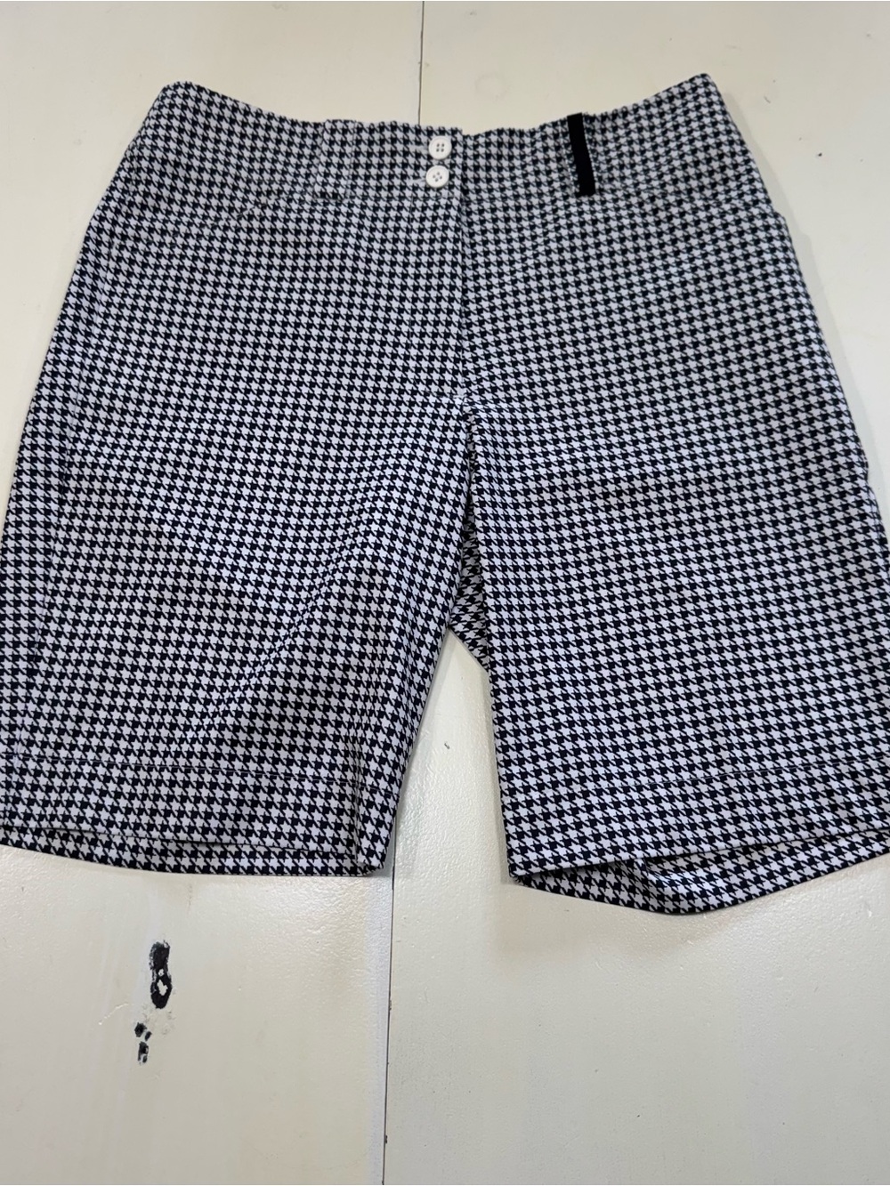 Nike Golf Houndstooth FIT DRY Shorts (Size 4)